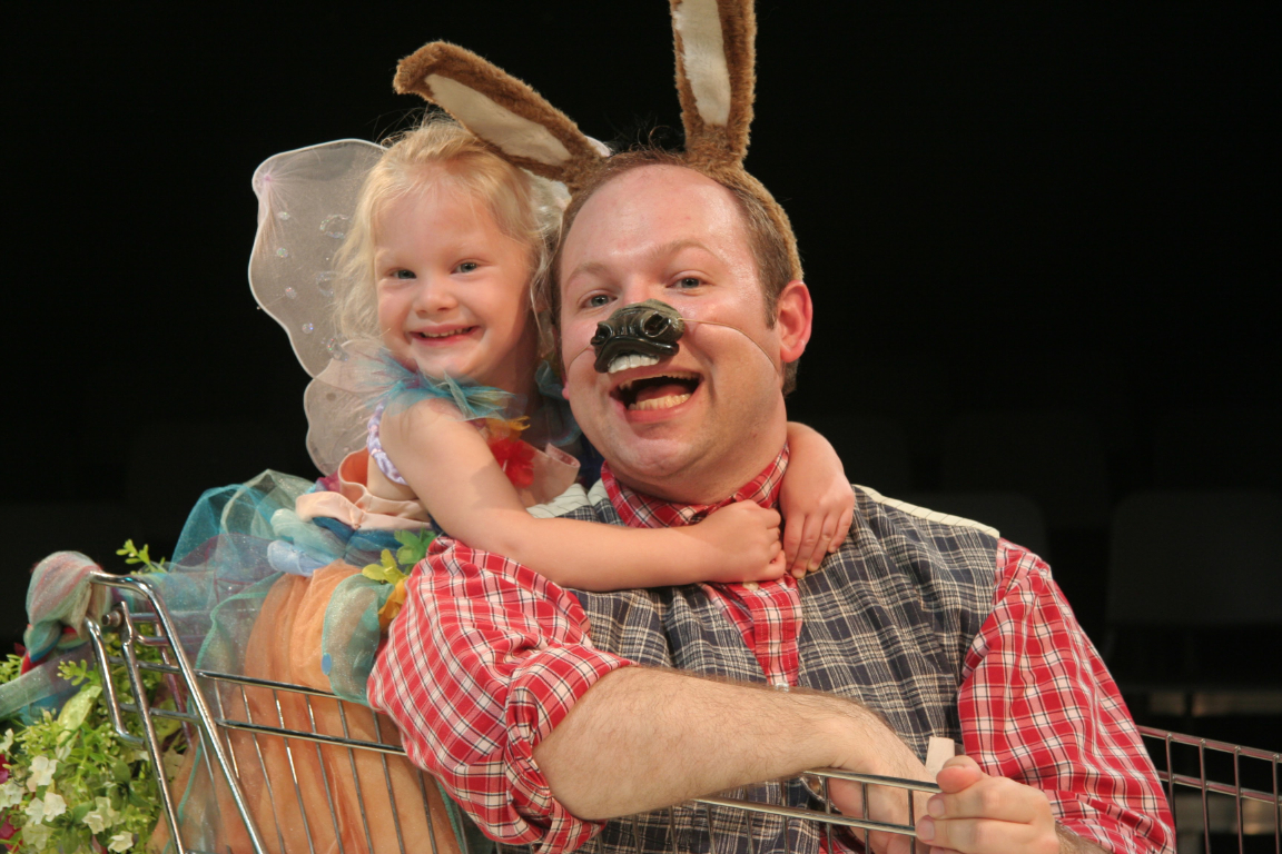 Michael Moore as Bottom and daughter Charlotte as Moth (2007)